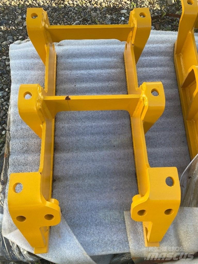 Komatsu D65PX Vikšriniai buldozeriai