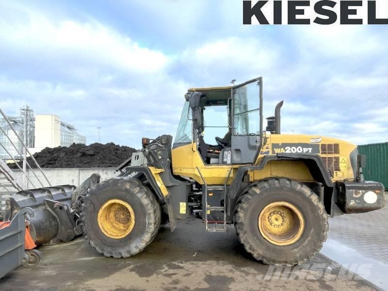 Komatsu WA 200 PT-5 Naudoti ratiniai krautuvai