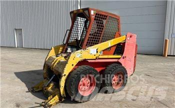 Bobcat 753 Krautuvai su šoniniu pasukimu