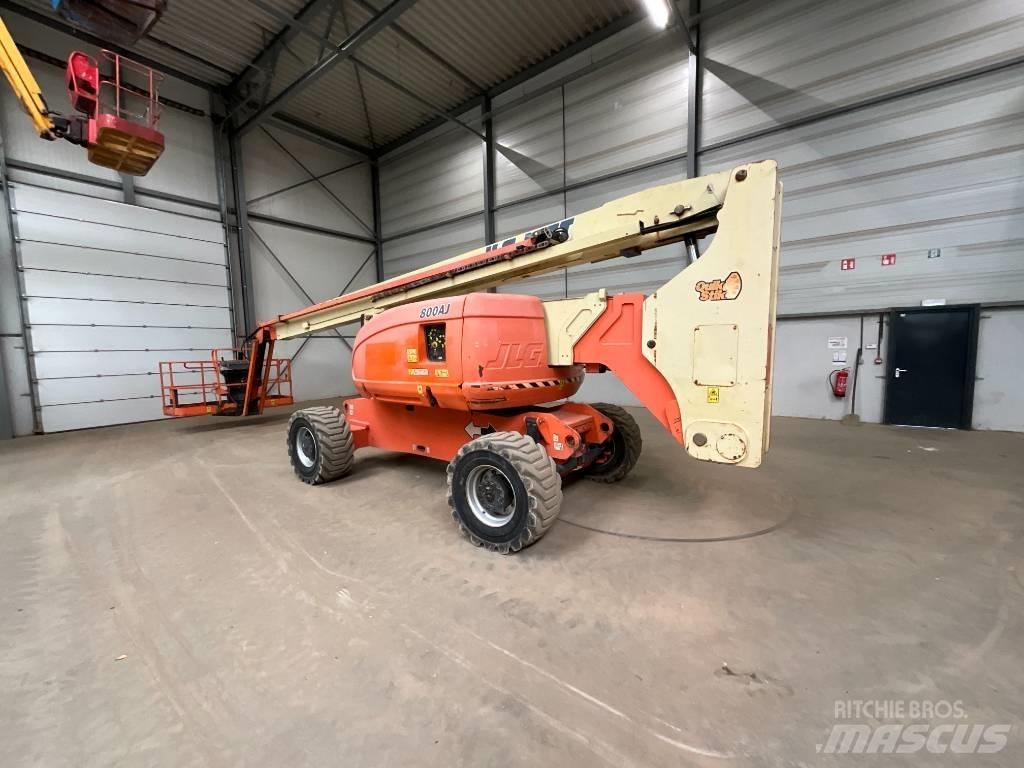 JLG 800 AJ Alkūniniai keltuvai