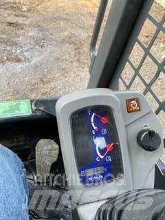 Kubota SVL 75-2 Krautuvai su šoniniu pasukimu