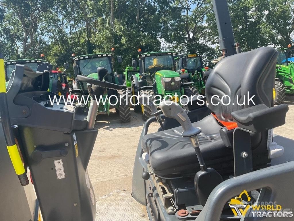 Bomag BW 138 AD-5 Porinių būgnų volai
