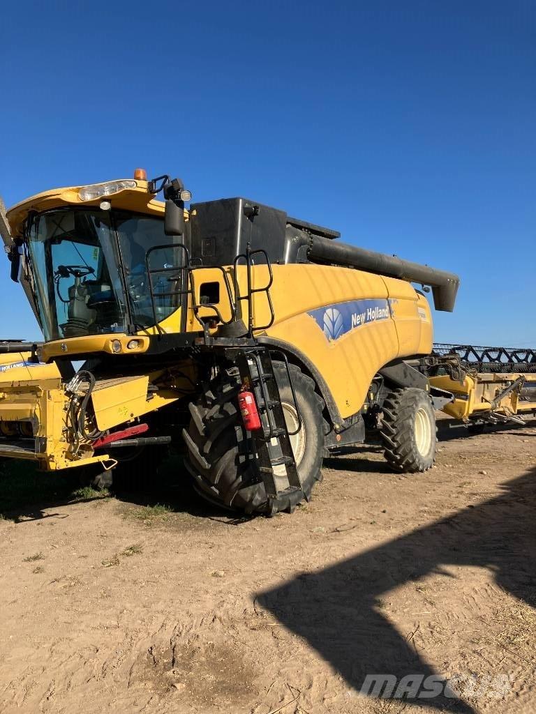 New Holland CX 8080 Derliaus nuėmimo kombainai