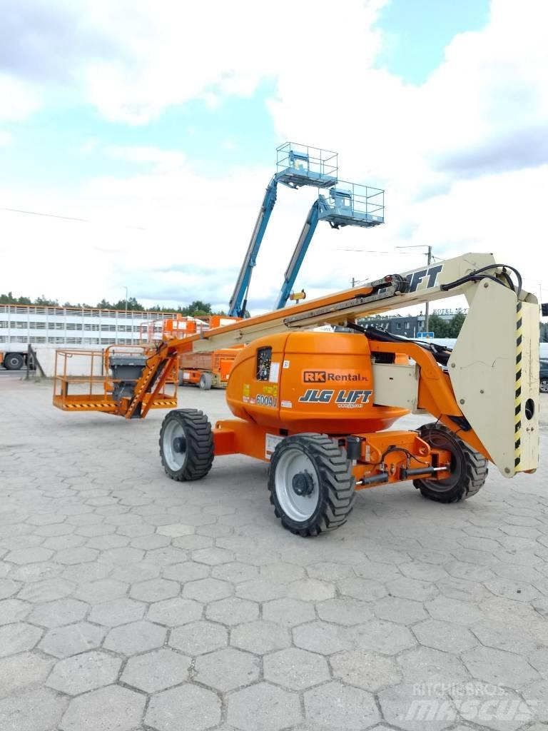 JLG 600 AJ Alkūniniai keltuvai