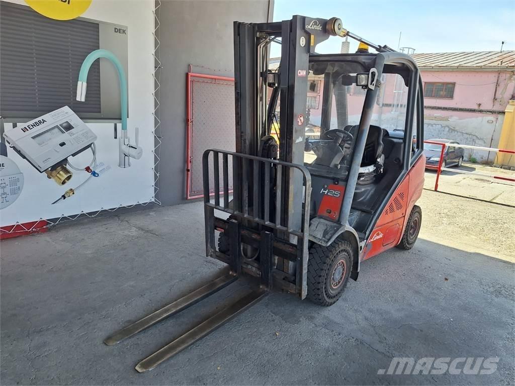Linde H25 T-01 Statyba - Kita