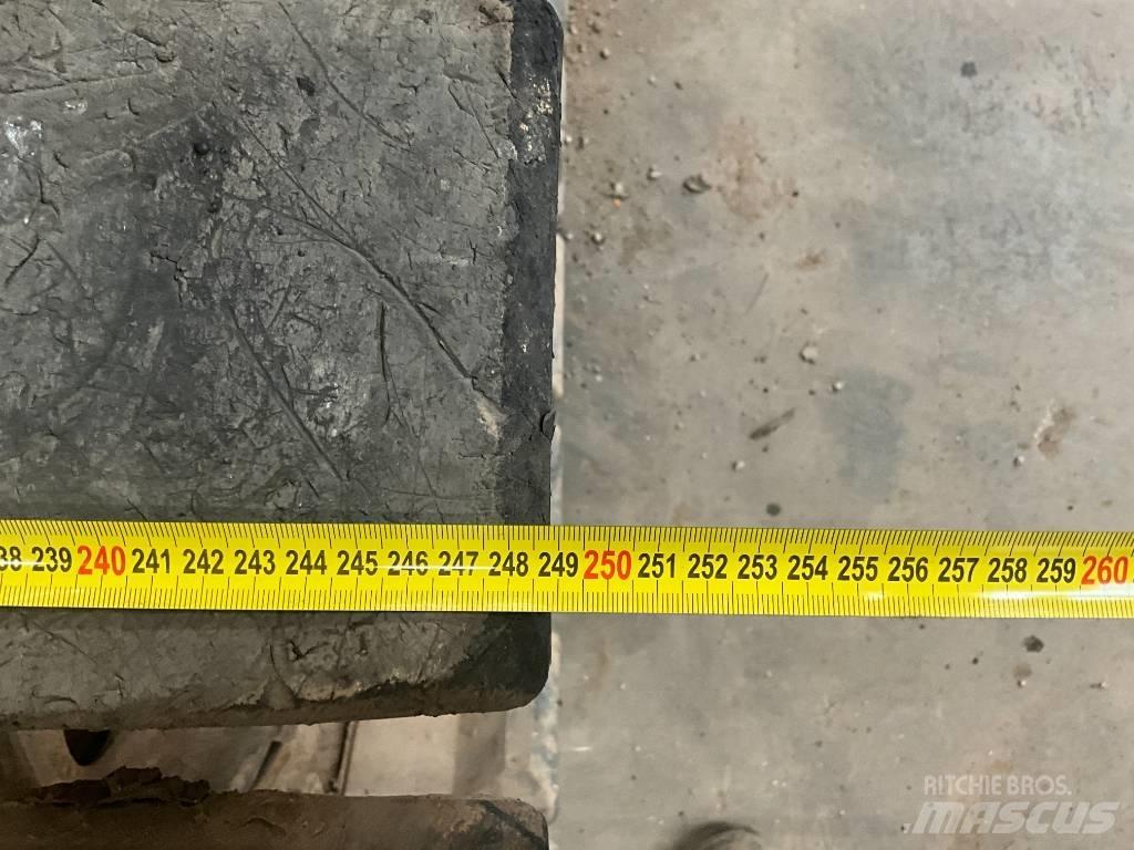 Komatsu PC 138 US-10 Vikšriniai ekskavatoriai