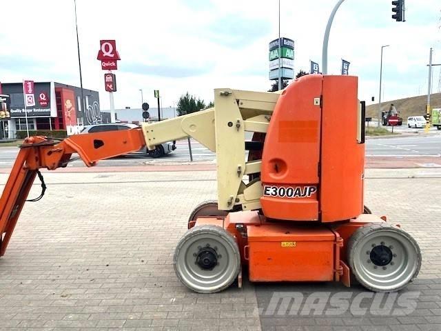JLG E 300 AJP Alkūniniai keltuvai