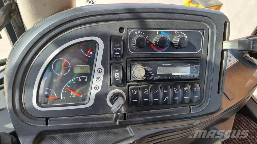 JCB 4 CX Ekskavatoriniai krautuvai