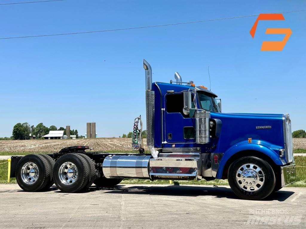 Kenworth W 900 Naudoti vilkikai