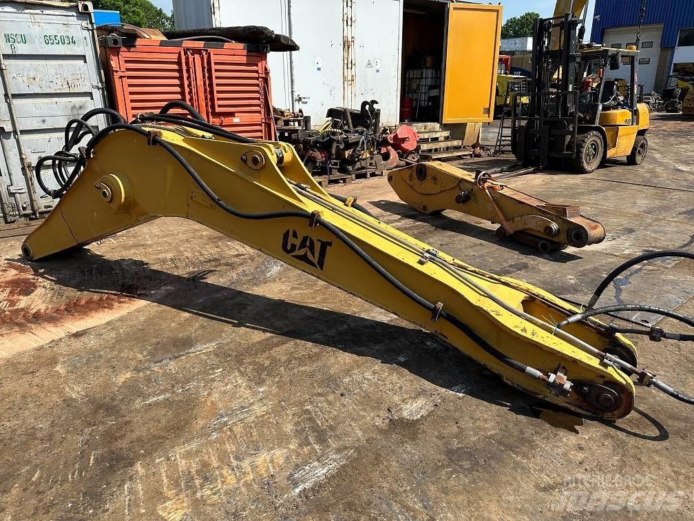 CAT 214 B FT boom Ratiniai ekskavatoriai