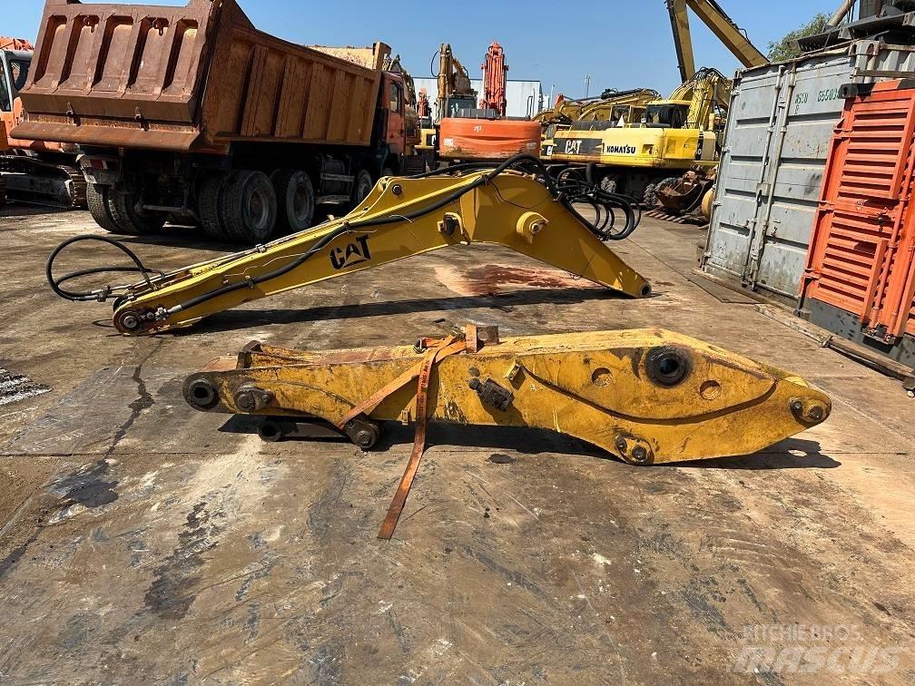 CAT 214 B FT boom Ratiniai ekskavatoriai