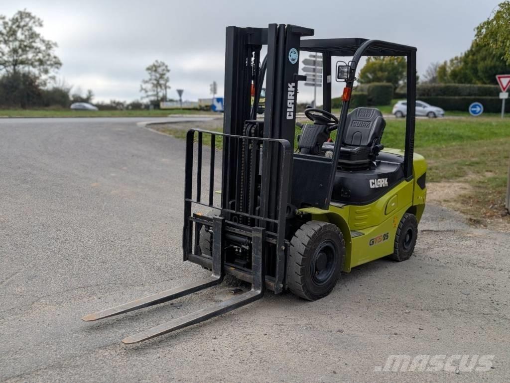 Clark GTS 25 D Dyzeliniai krautuvai