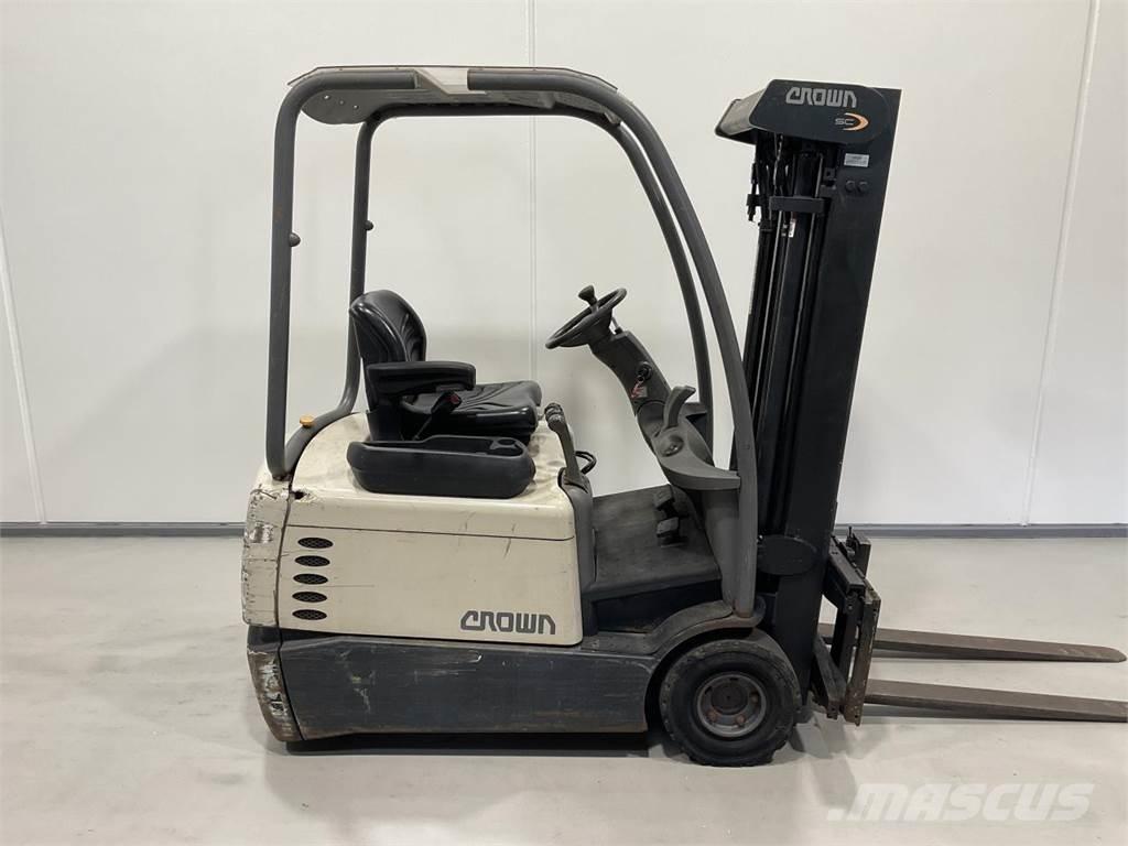 Crown SC3220-1,3 Elektriniai šakiniai krautuvai