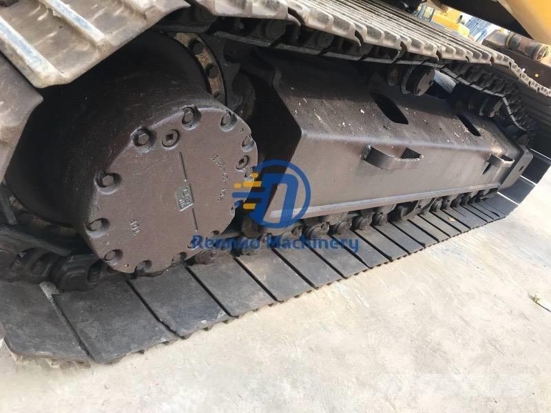Komatsu PC200-7 Vikšriniai ekskavatoriai