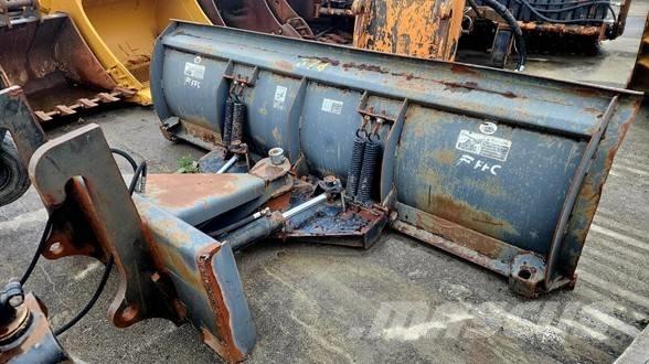 FFC Snow Plow Kiti naudoti statybos komponentai