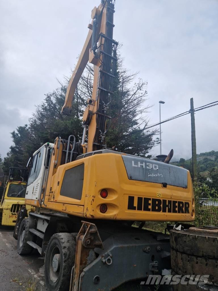 Liebherr LH 30 M Atliekų / pramoniniai krautuvai