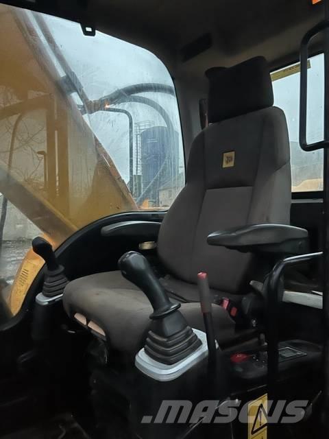 JCB JS 220 LC Vikšriniai ekskavatoriai