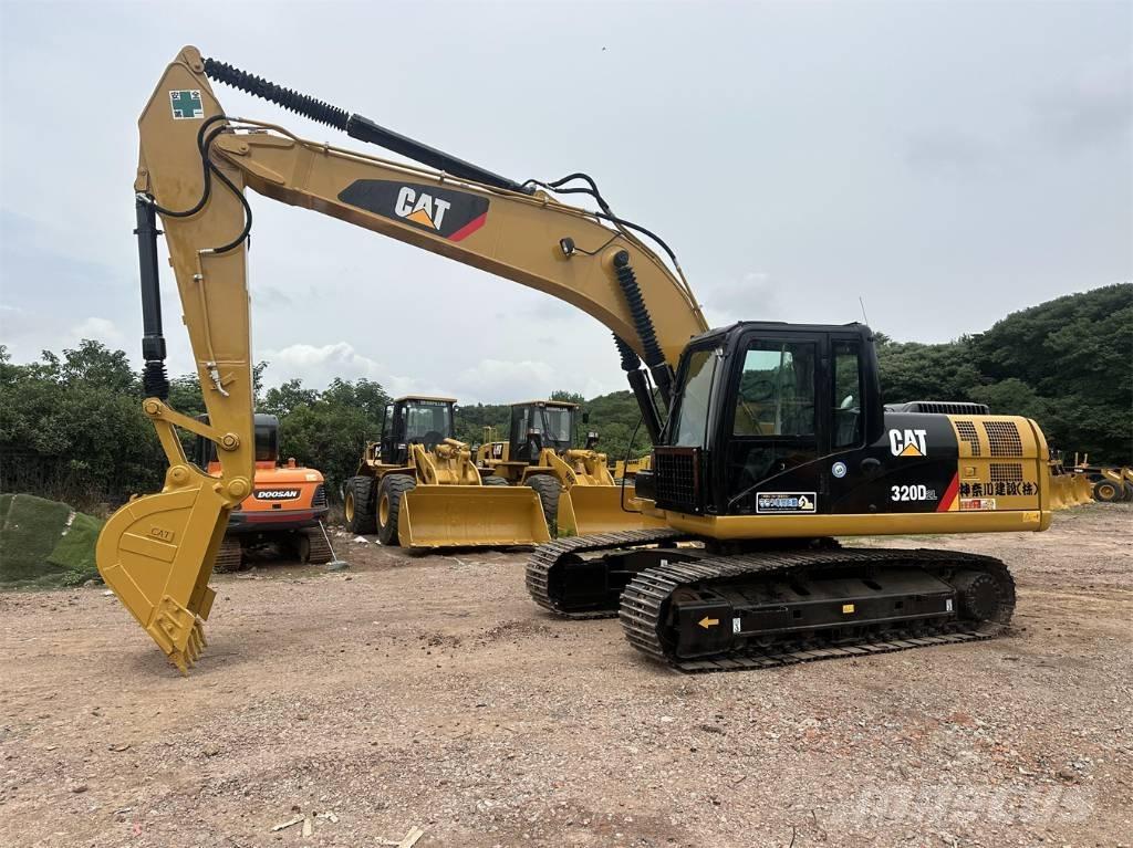 CAT 320 D Vikšriniai ekskavatoriai