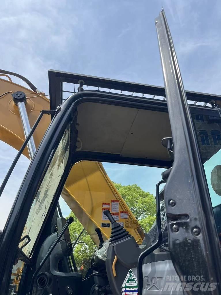 CAT 325 D Vikšriniai ekskavatoriai