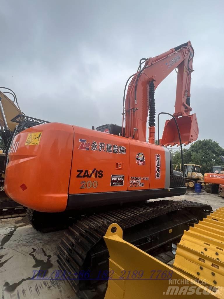 Hitachi ZX200 Vikšriniai ekskavatoriai