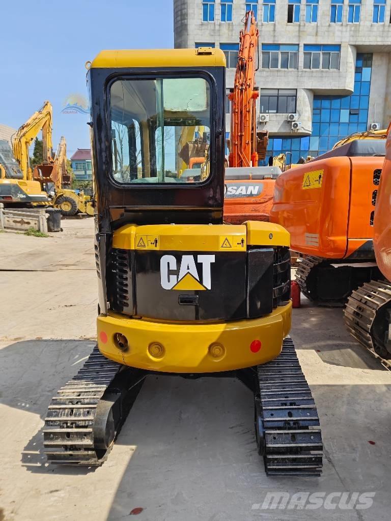 CAT 304 Mini ekskavatoriai < 7 t