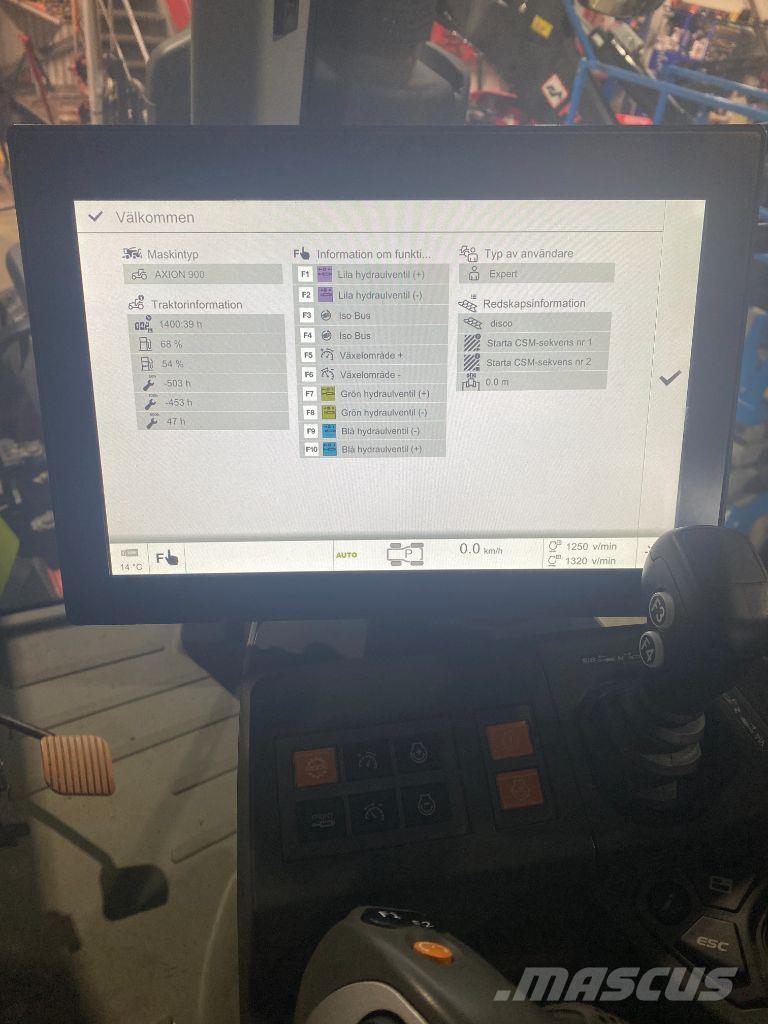 CLAAS Axion 930 Traktoriai