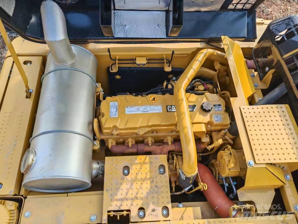 CAT 336 D Vikšriniai ekskavatoriai