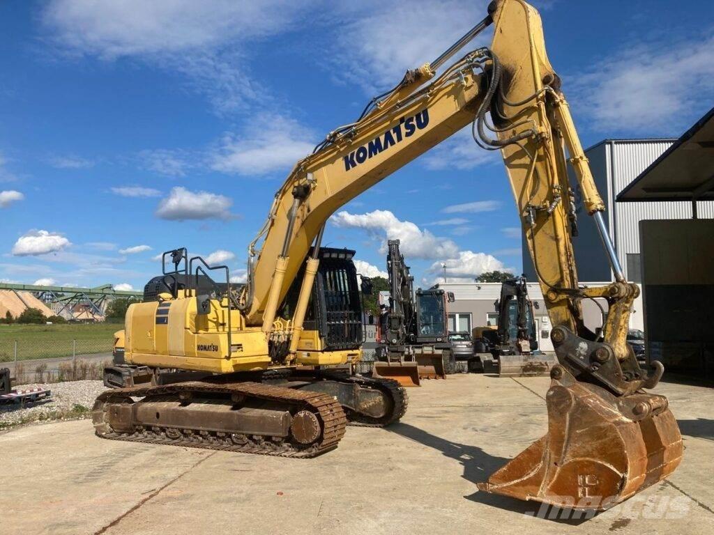 Komatsu PC210LC-11 Vikšriniai ekskavatoriai