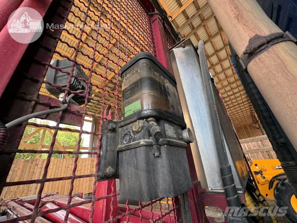 Volvo FH 16 550 Sunkvežimiai su keliamuoju kabliu