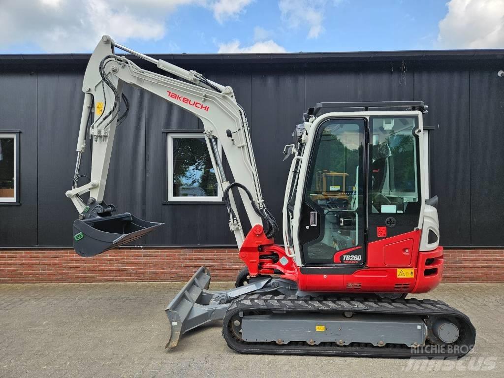 Takeuchi TB 260 Mini ekskavatoriai < 7 t