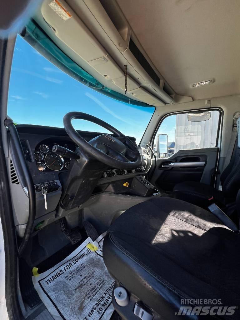 Kenworth T880 Kombinuotos paskirties / vakuuminiai sunkvežimiai