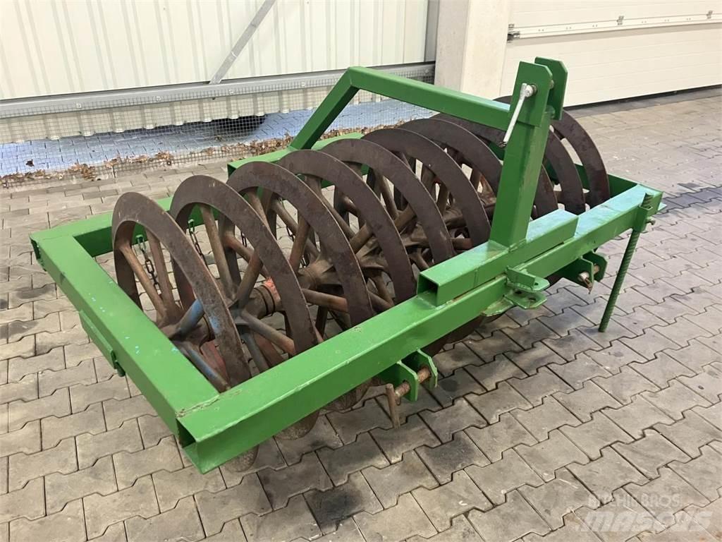  UNBEKANNT 1,80 m Volai