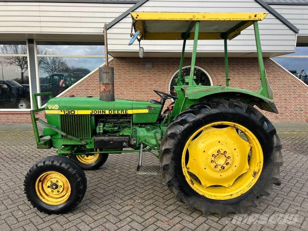 John Deere 1130 Traktoriai