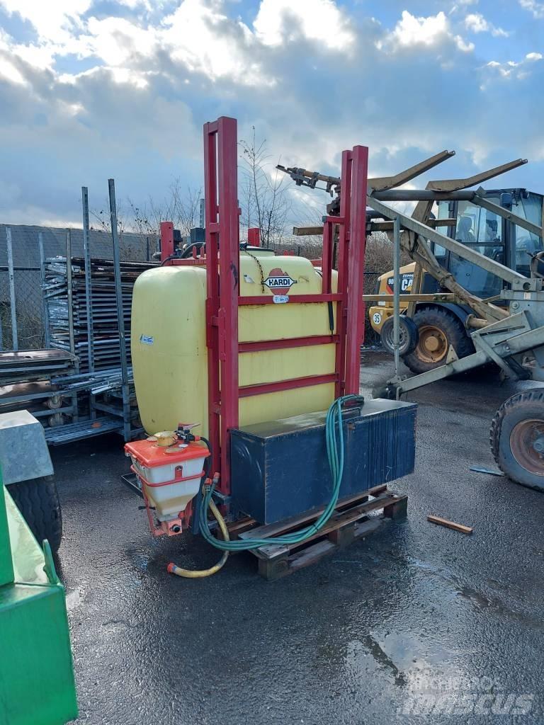 Hardi 1000 liter Įmontuoti purkštuvai