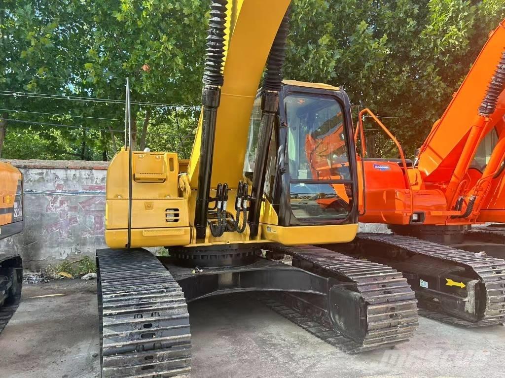 CAT 320 CL Vikšriniai ekskavatoriai