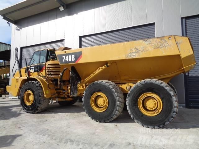 CAT 740 Karjeriniai savivarčiai