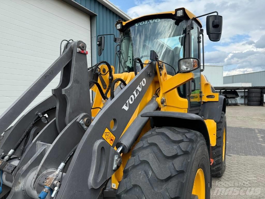 Volvo L50HS Naudoti ratiniai krautuvai
