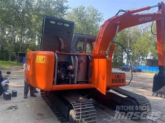Hitachi EX 120-6 Vikšriniai ekskavatoriai