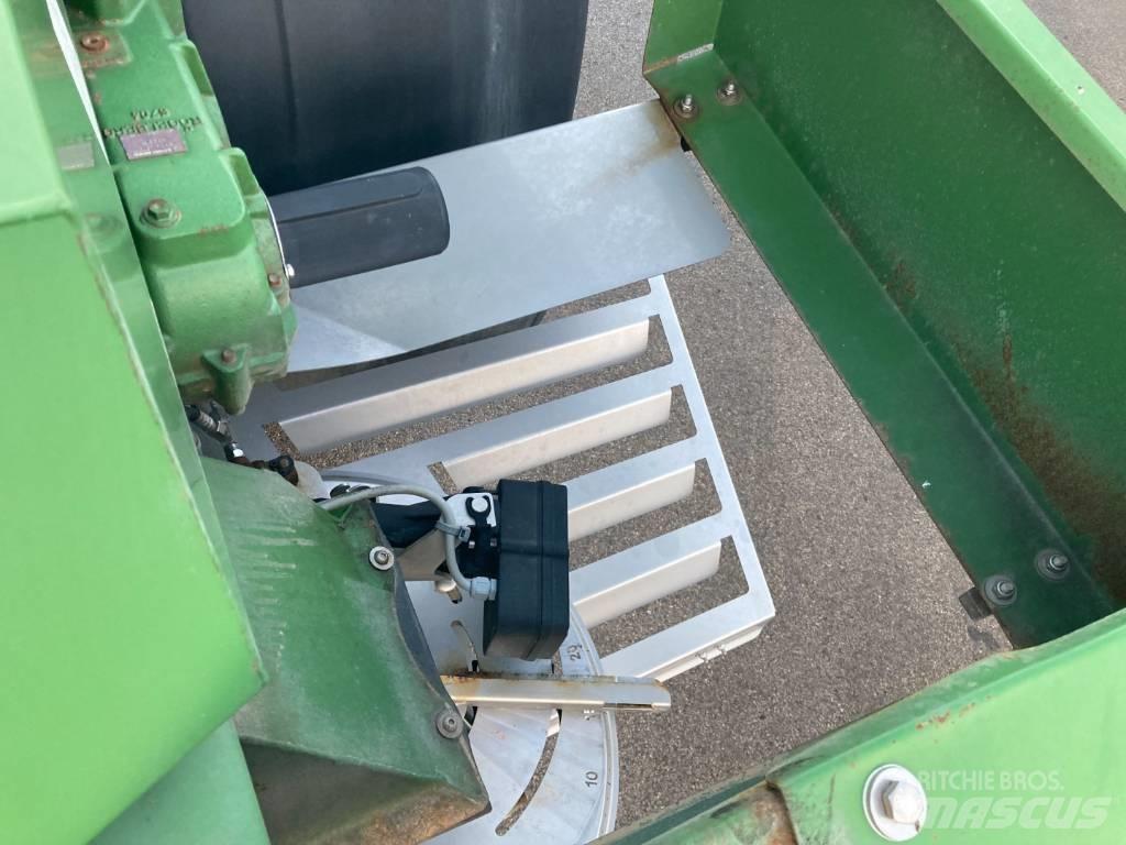 Amazone ZG-B 5500 Mineralinių trąšų barstytuvai