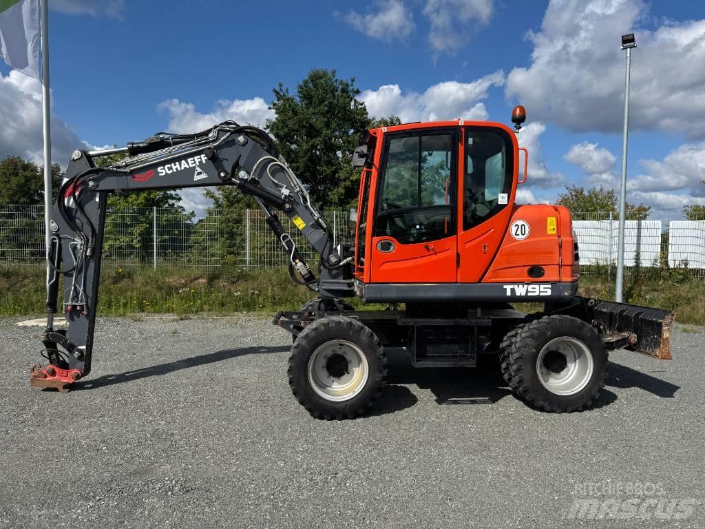 Yanmar / Schaeff TW95 Ratiniai ekskavatoriai