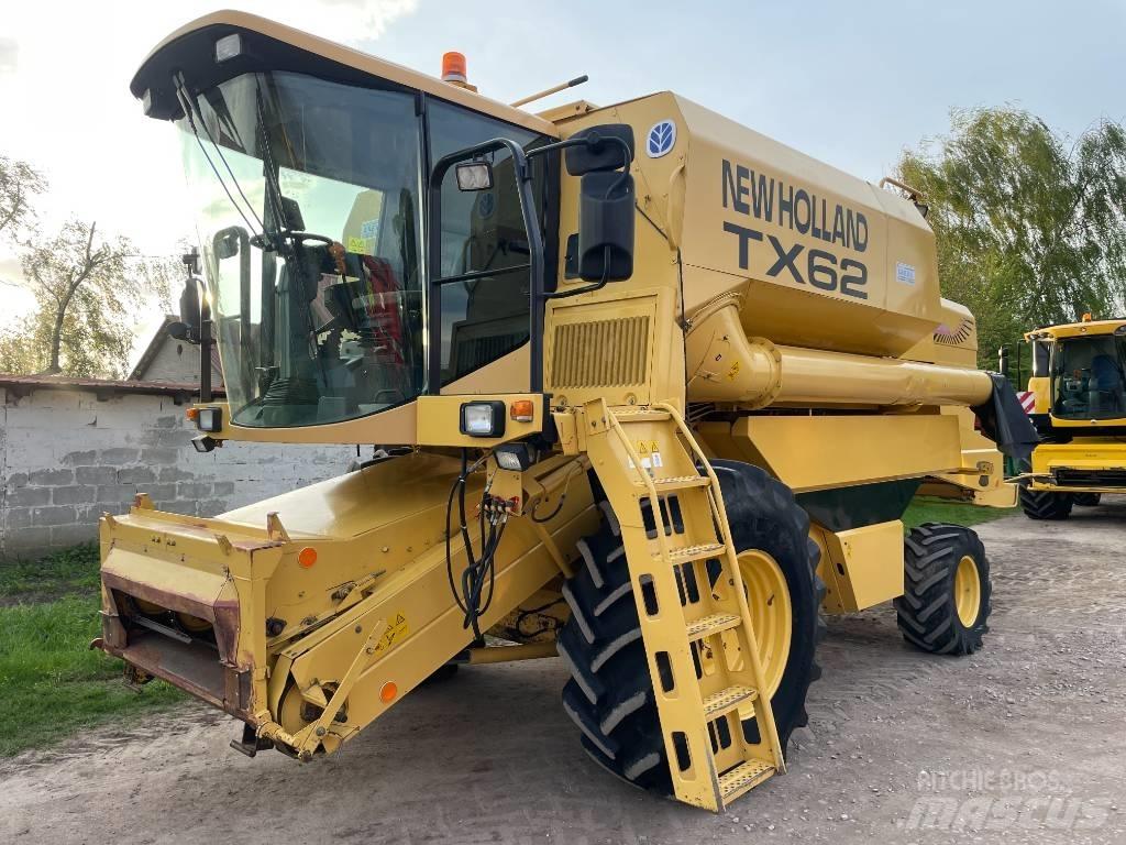 New Holland TX 62 Derliaus nuėmimo kombainai
