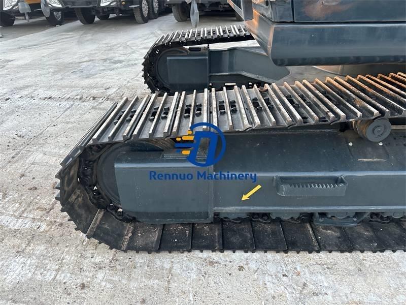 Hyundai HX220 HD Vikšriniai ekskavatoriai