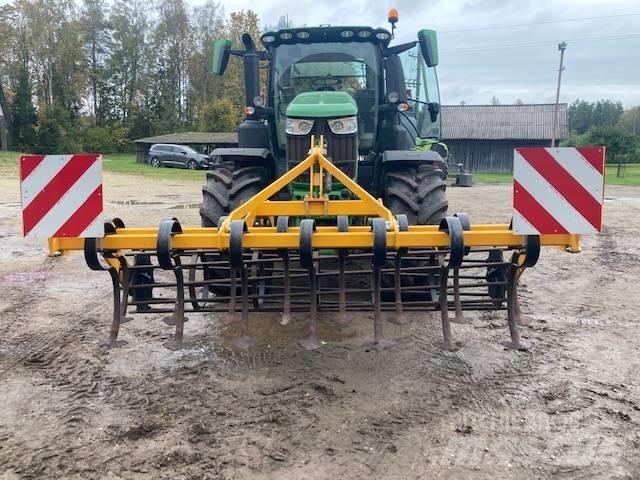 Agrisem VibroMulch Kultivatoriai