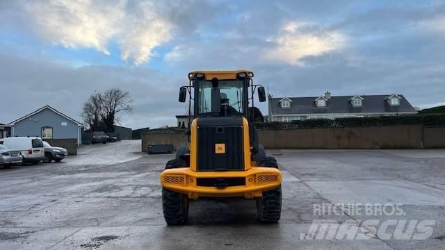 JCB 411 Naudoti ratiniai krautuvai