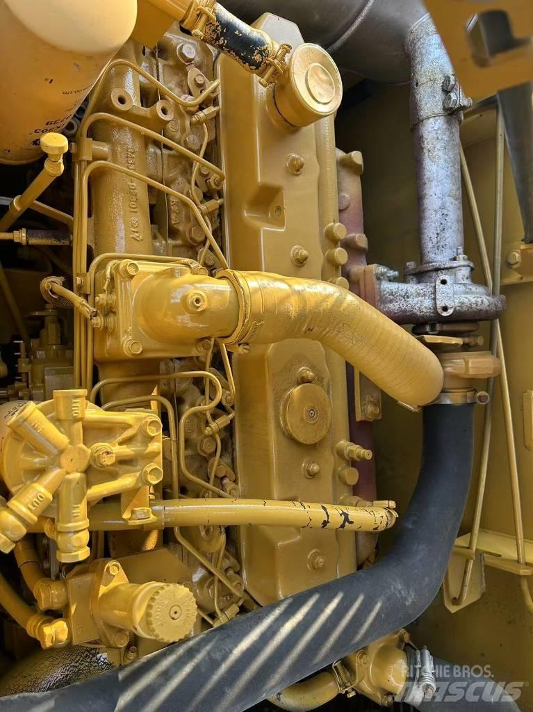 CAT 320 C L Vikšriniai ekskavatoriai