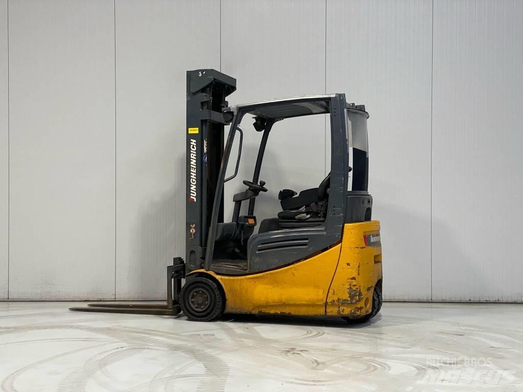 Jungheinrich EFG216k Elektriniai šakiniai krautuvai