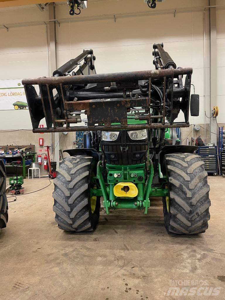 John Deere 6145 R Traktoriai