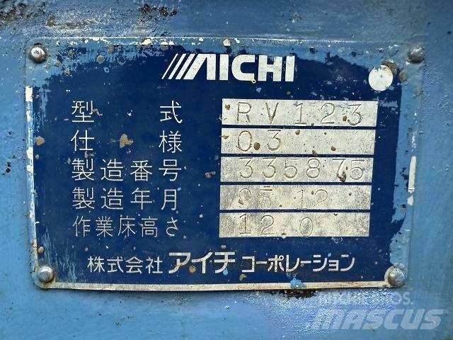 Aichi RV 123 Žirkliniai keltuvai