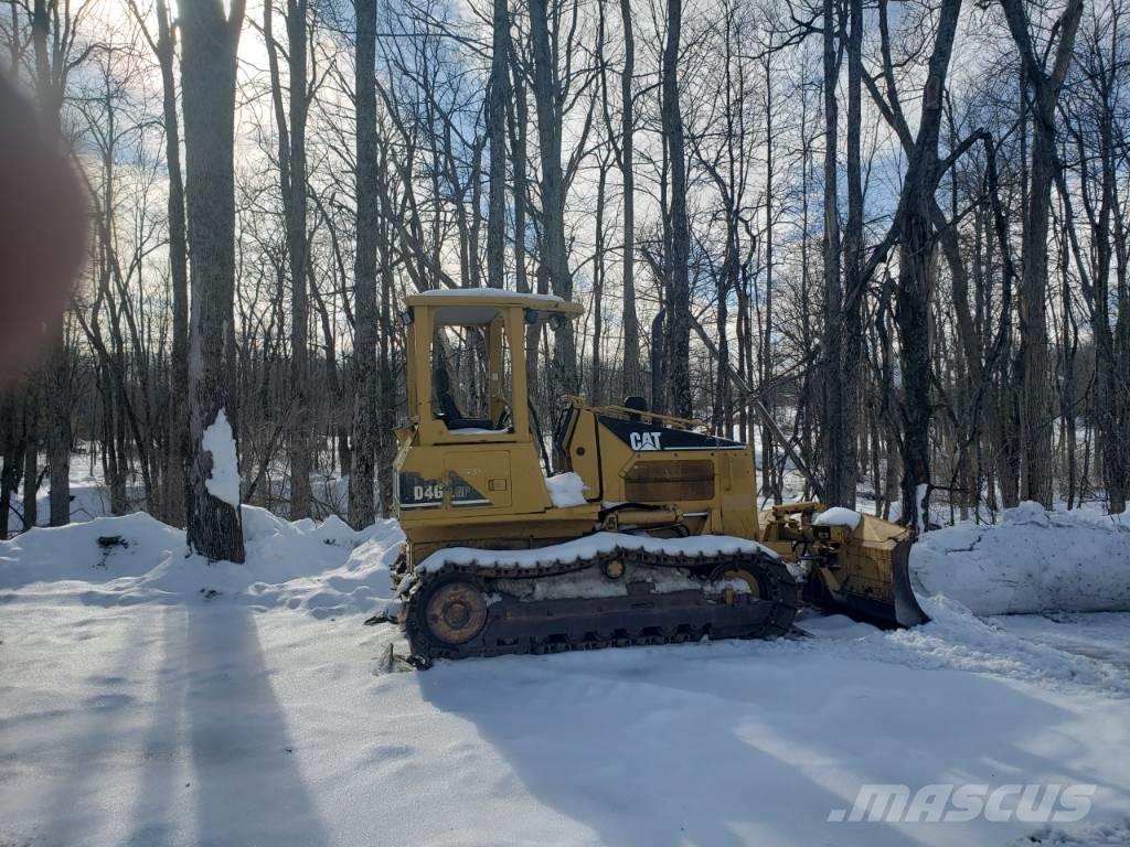 CAT D 4 G Vikšriniai buldozeriai