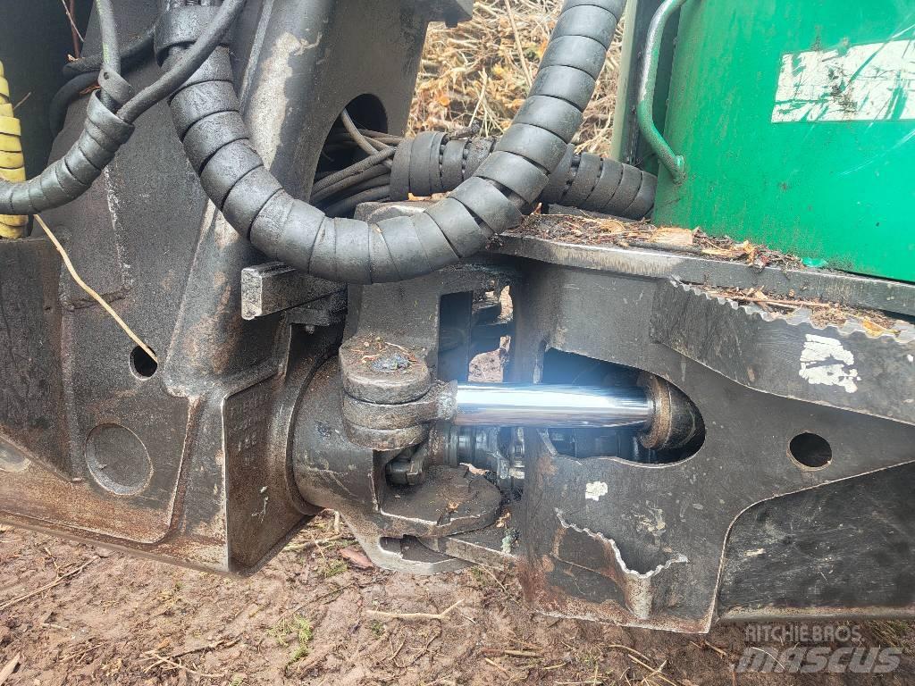 Timberjack 1110D Naudoti miškovežiai (Forvarderiai)